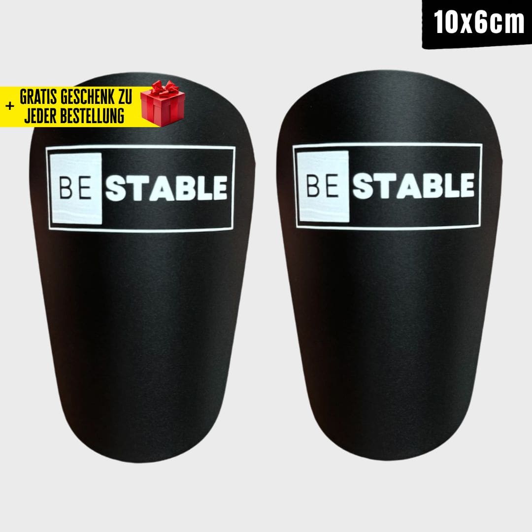 BeStable Mini-Schienbeinschoner, kompakte und ultraleichte Schienbeinschoner für Fußballspieler jeden Alters. Entwickelt für optimalen Schutz und Tragekomfort, ideal für Training und Wettkämpfe. Hergestellt aus hochwertigen und langlebigen Materialien mit innovativem, minimalistischem Design. Perfekte Wahl für Kinder und Erwachsene, die Wert auf Sicherheit und Stil legen. Diese vielseitigen und strapazierfähigen Schienbeinschoner sind ein unverzichtbares Zubehör für alle Sportbegeisterten,