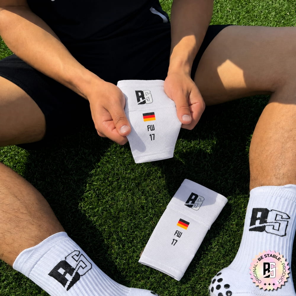 Sleeves personalisiert - Schienbeinschonerhalter